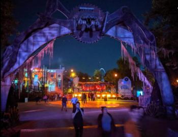 Destino Dr&aacute;cula: el viaje m&aacute;s aterrador de este Halloween