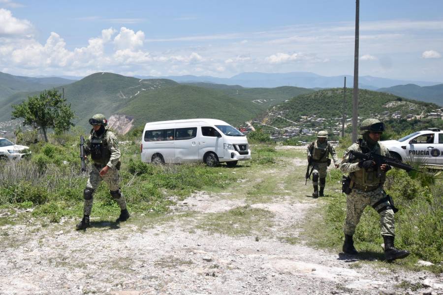 Militares detienen a dos presuntos integrantes de Los Ardillos tras ataque en Guerrero