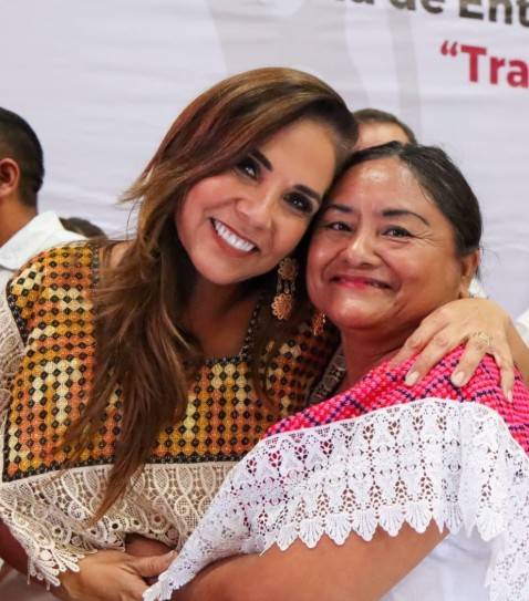 Entregan equipamiento tecnol&oacute;gico a 189 MIPYMES de la Zona Sur de Quintana Roo