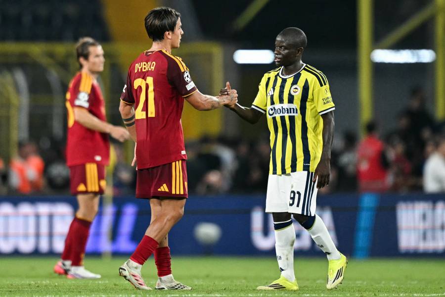 Fenerbahce y Roma empatan en su regreso a la Champions League