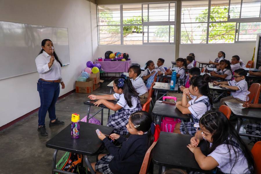 SEP reporta disminución de casi 289 mil alumnos en un año 