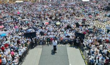 Sheinbaum anuncia apoyo de transporte para universitarios en Chiapas