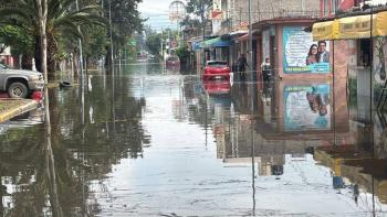 Inundaciones en Tl&aacute;huac por desbordamiento del Lago de Chalco