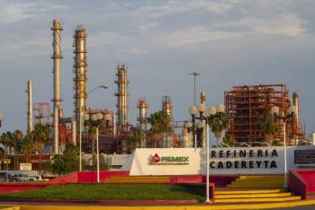 Pemex descarta afectaciones en costas tras derrame en ducto marino de Campeche