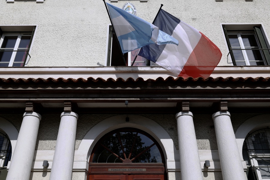 Renuncia el cuestionado director de la Casa Argentina en París 