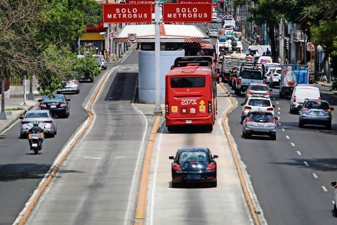 Metrobús rehabilitará más de 60 mil m² de carril confinado en CDMX