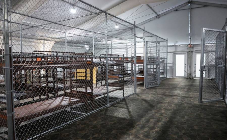 Informe revela abusos y hacinamiento en centro migratorio Alligator Alcatraz en Florida