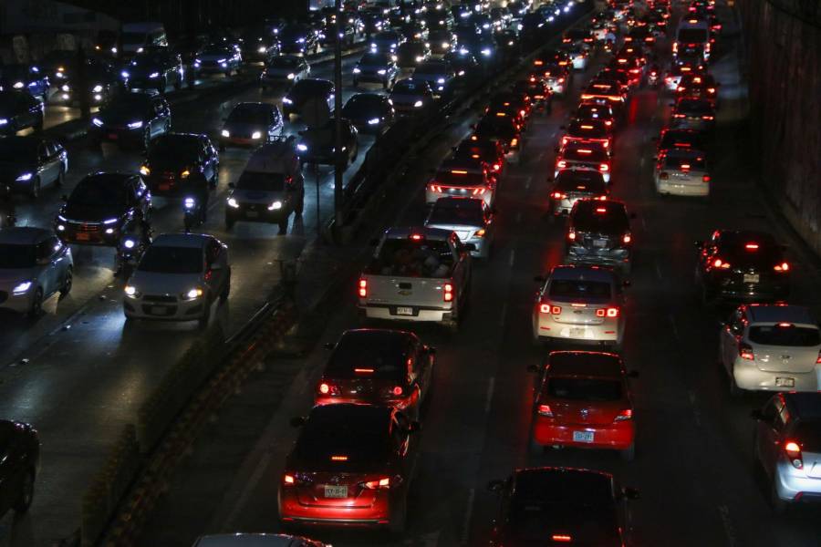 Hoy No Circula para este martes 15 de septiembre en CDMX y Edomex