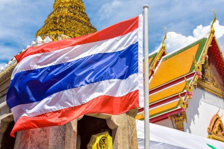 Tailandia endurece visados y reduce estancia libre a 30 días    