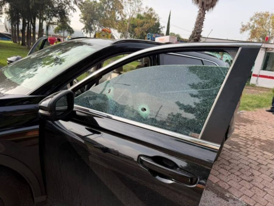 Ataque armado deja heridos a asesor de alcaldesa de Tec&aacute;mac y su chofer