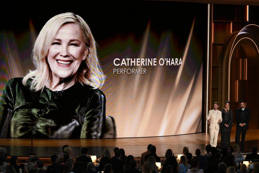 Macaulay Culkin recuerda con emoción a Catherine O’Hara durante los Emmy