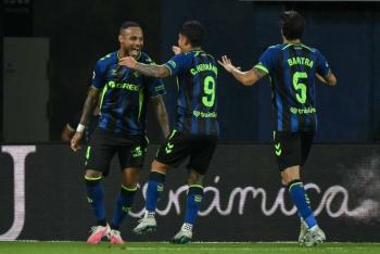 Betis al podio con triunfo ante un Villarreal en descenso