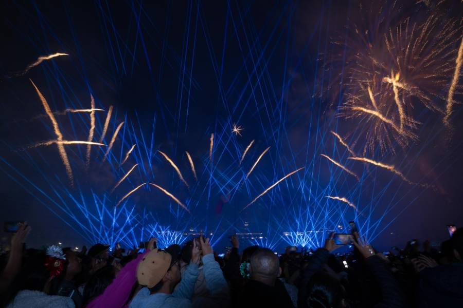 Más de 300 mil personas asistieron al Grito de Independencia en el Zócalo    