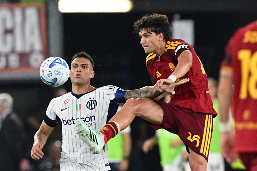 Lautaro, con un doblete, rescata un empate para el Inter en Roma