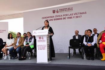 Clara Brugada destaca legado de solidaridad tras los sismos de 1985 y 2017 en homenaje a v&iacute;ctimas y rescatistas