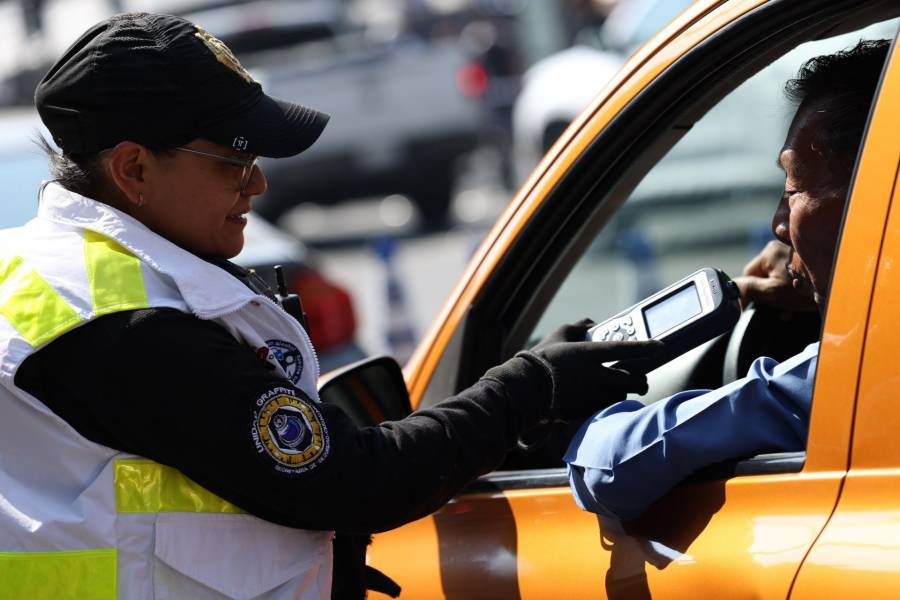 Operativo de alcohol&iacute;metro deja 402 conductores sancionados durante fiestas patrias en CDMX