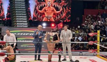 Tit&aacute;n retiene el Campeonato Mundial Welter ante Komander en el 93 Aniversario del CMLL
