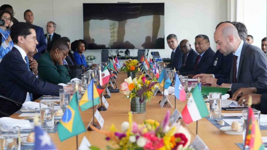 México y Francia fortalecen iniciativa en la ONU para limitar el uso del veto ante genocidios y crímenes de guerra