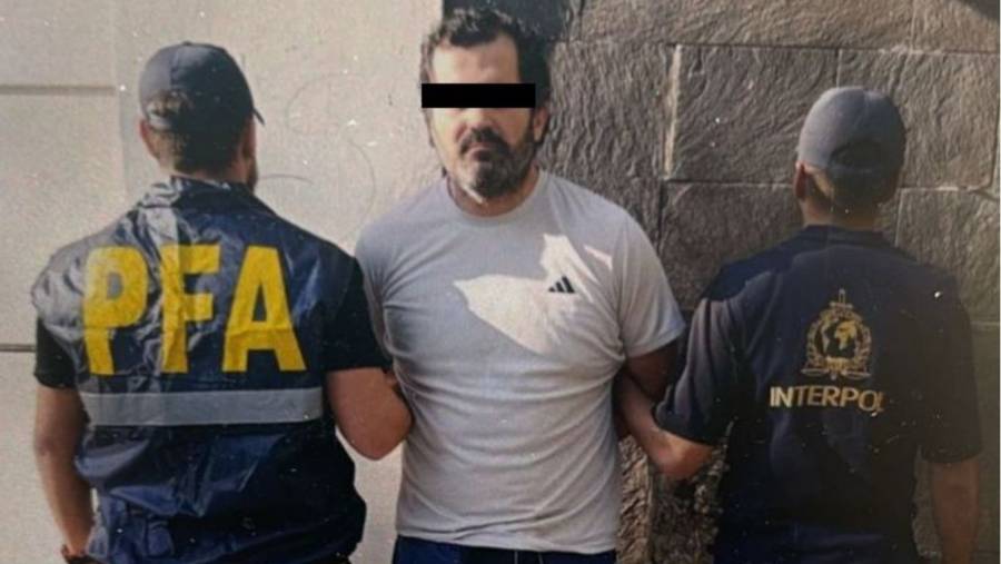 Excontralmirante obtiene suspensión provisional contra proceso por huachicol fiscal, pero seguirá en prisión preventiva  