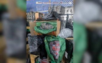 Decomisan 2.4 millones de cigarros presuntamente falsificados en el AICM; cargamento lleg&oacute; desde China