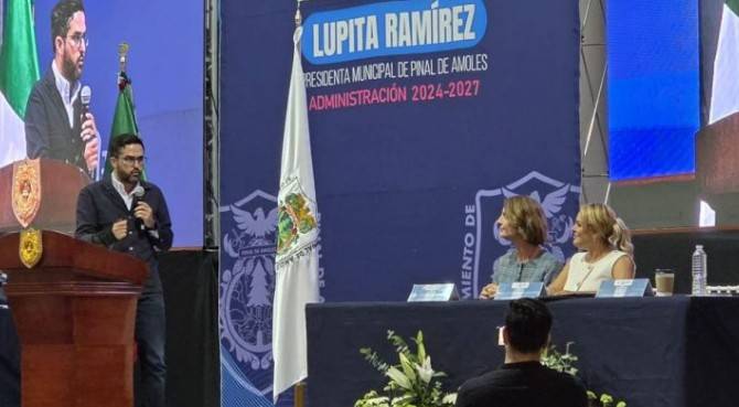 Dorantes refrenda trabajo con municipios de la Sierra Gorda