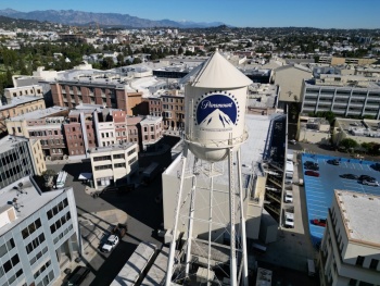 Paramount logra un acuerdo con estados de EEUU para su megafusi&oacute;n con Warner Bros.