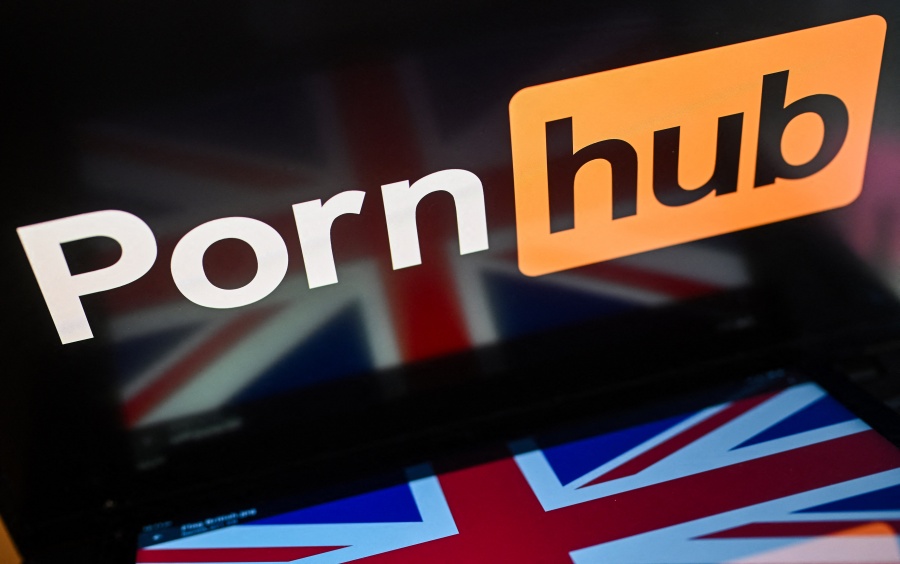 Reino Unido investiga a Pornhub por miedo de que los menores accedan a pornografía 