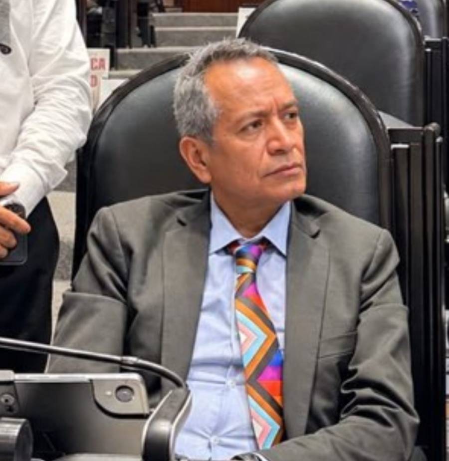 Morena propone reformar el artículo 1° constitucional para incluir identidad y expresión de género como causas de no discriminación