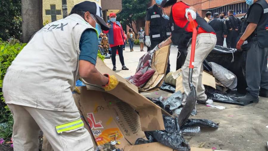 Despliegan operativo de limpieza y asistencia social en el entorno hospitalario de la colonia Doctores