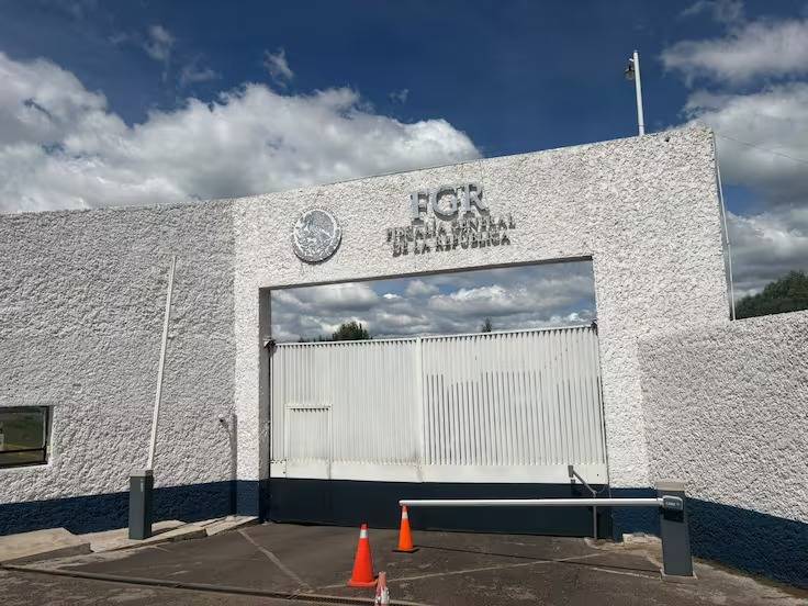 Padres de beb&eacute;s fallecidos en hospital del IMSS en Durango presentan denuncia conjunta ante la FGR