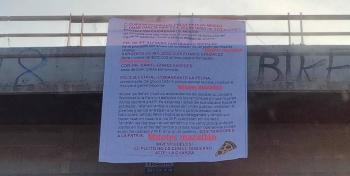 Despliegan mantas con mensajes dirigidos al Ejecutivo Federal para denunciar presuntas anomal&iacute;as militares en Sinaloa