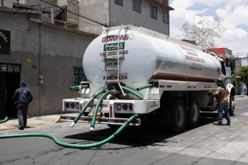 24 pipas son infraccionadas durante operativo en Iztapalapa