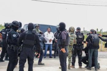 Trasladan al penal de m&aacute;xima seguridad del Altiplano al alcalde de Juchit&aacute;n tras su detenci&oacute;n en Oaxaca