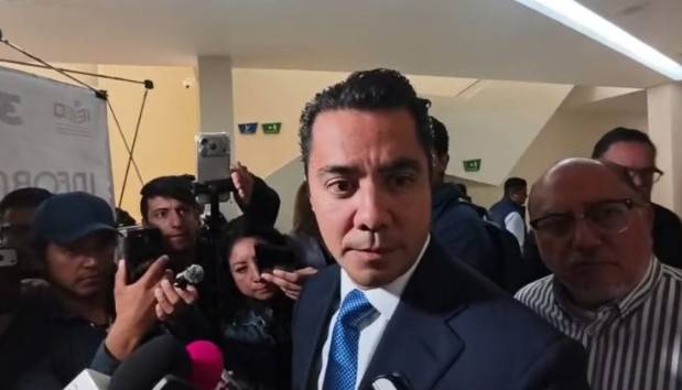Felifer Mac&iacute;as cambia al titular de Obras P&uacute;blicas de Quer&eacute;taro
