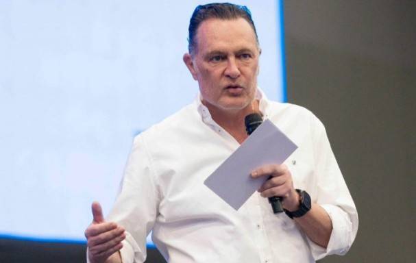 Reprocha Kuri “falta de voluntad” de Meta para regular redes sociales entre menores
