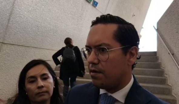 Josu&eacute; Guerrero mantiene aspiraciones electorales; descarta pedir licencia por ahora