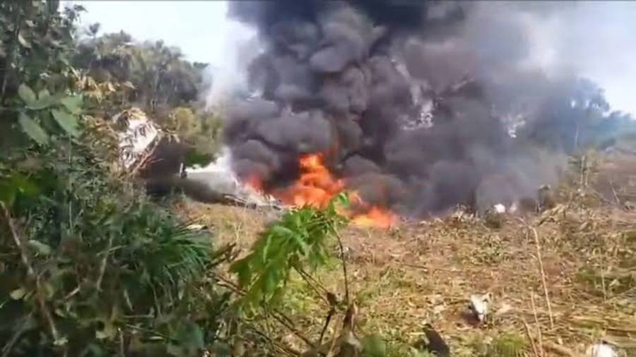 Accidente aéreo en República Democrática del Congo deja 17 muertos, incluidos altos mandos militares