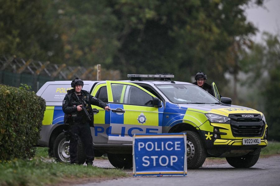 Polic&iacute;a antiterrorista brit&aacute;nica investiga incidente cerca de base utilizada por Fuerza A&eacute;rea de EEUU