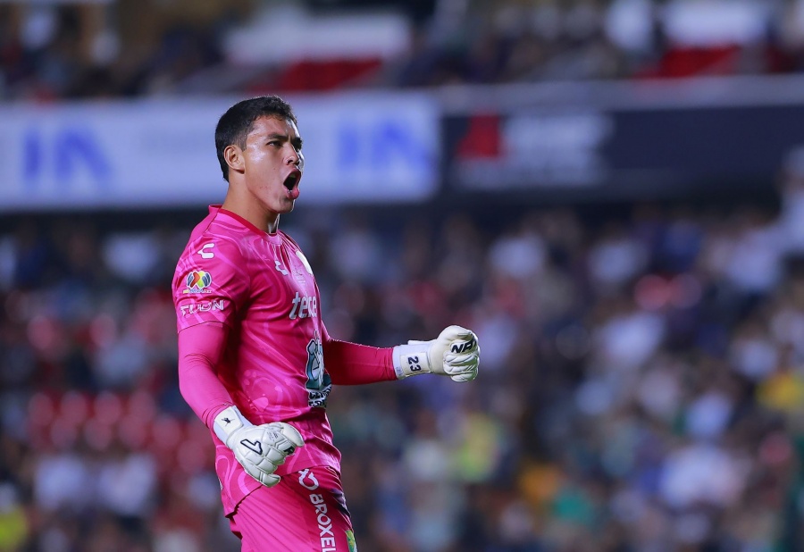 Le&oacute;n se impone a Ju&aacute;rez en el &uacute;ltimo minuto con intervenci&oacute;n del VAR