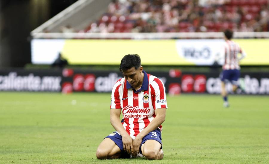 Chivas pierde en casa ante Quer&eacute;taro y termina racha de ocho partidos sin derrota