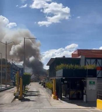 Incendio en departamento de la colonia An&aacute;huac moviliza a cuerpos de emergencia