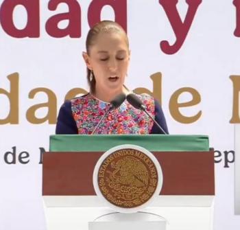 Sheinbaum destaca cercan&iacute;a con la poblaci&oacute;n durante mensaje en el Z&oacute;calo