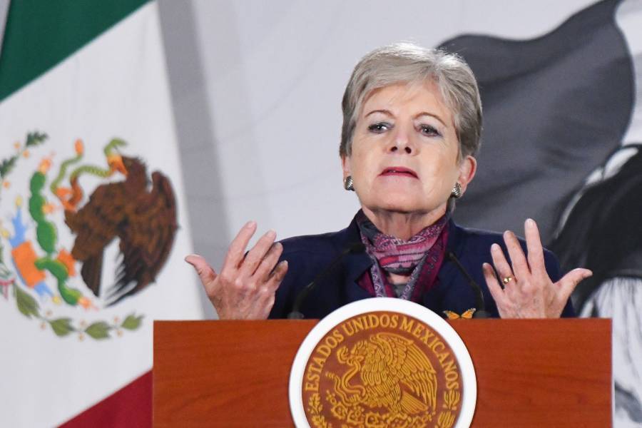 Ricardo Monreal se re&uacute;ne con Alicia B&aacute;rcena para abordar agenda ambiental