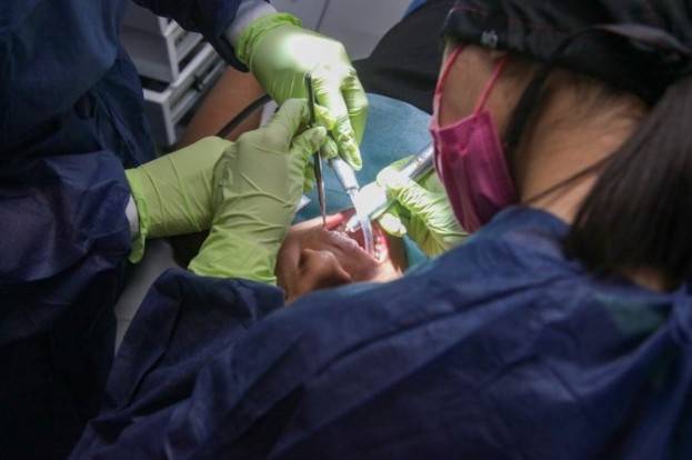 Ofrecen 18 especialidades m&eacute;dicas a 500 taxistas y familiares en Quer&eacute;taro