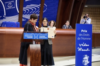 La abogada iran&iacute; Nasrin Sotud&eacute;, premio Havel de derechos humanos