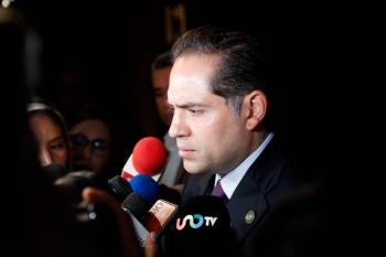 Bola&ntilde;os-Cacho Cu&eacute; respalda a Jara por Juchit&aacute;n pero evita deslindarlo de responsabilidades