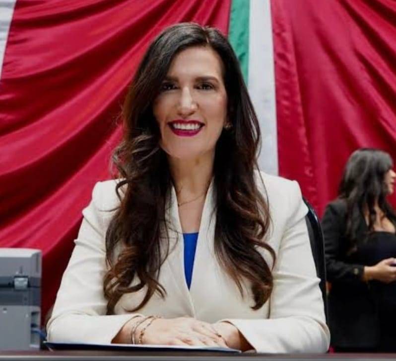 Advierte Kenia López riesgos de centralización y “predialazo” en nueva Ley Catalana