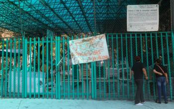 Estudiantes y familiares toman instalaciones de Bachilleres 3 por presunto acoso a alumna