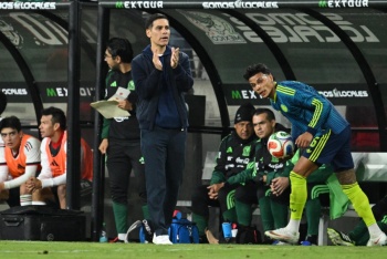 M&eacute;xico de Rafa M&aacute;rquez experimenta ante Per&uacute; y saca un deslucido empate