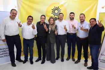 Bloque Nacional PRD se declara en sesion permanente para definir estrategia de alianzas politicas